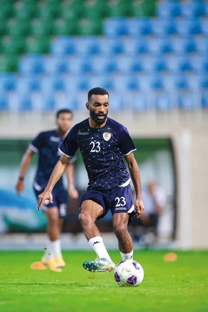 اليوم .. منتخبنا يغلق ملف تجهيزاته لمباراة الغد أمام فلسطين من ملعب المباراة