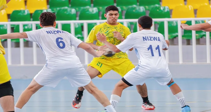 اليوم .. مسقط يواجه السيب فـي ختام منافسات دوري الناشئين لكرة اليد