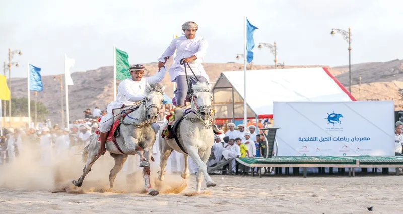 ختام مهرجان رياضات الخيل التقليدية بولاية صور