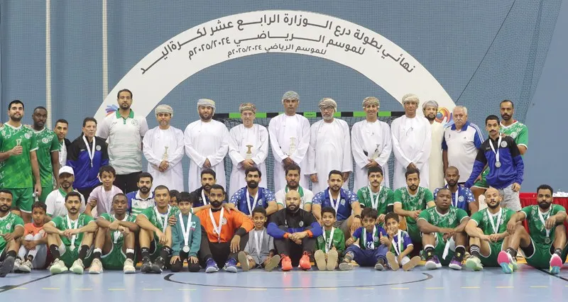 نادي عمان يحكم قبضته على ألقاب الموسم بفوزه بالدرع للمرة الثالثة على التوالي وأهلي سداب وصيفا والسيب ثالثا