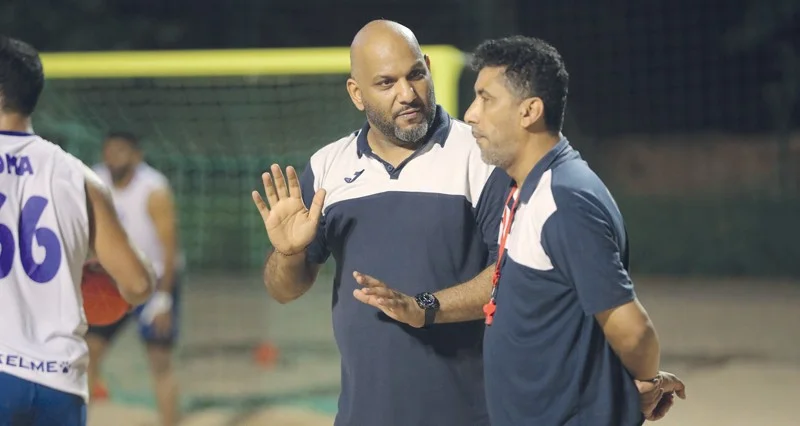 منتخبنا الوطني لليد الشاطئية يواصل تدريباته اليومية بمجمع بوشر بمعنويات عالية