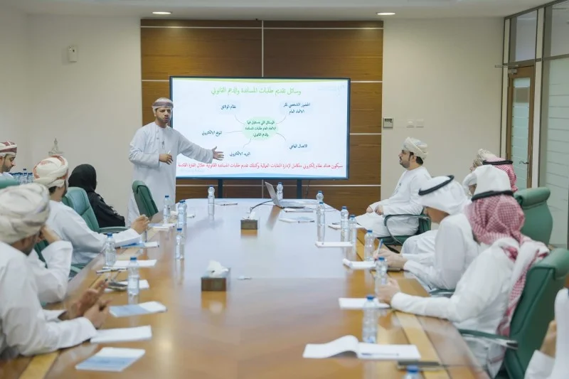 وفد من اللجنة الوطنية للجان العمالية بالسعودية يطلع على تجربة العمل النقابي في سلطنة عمان