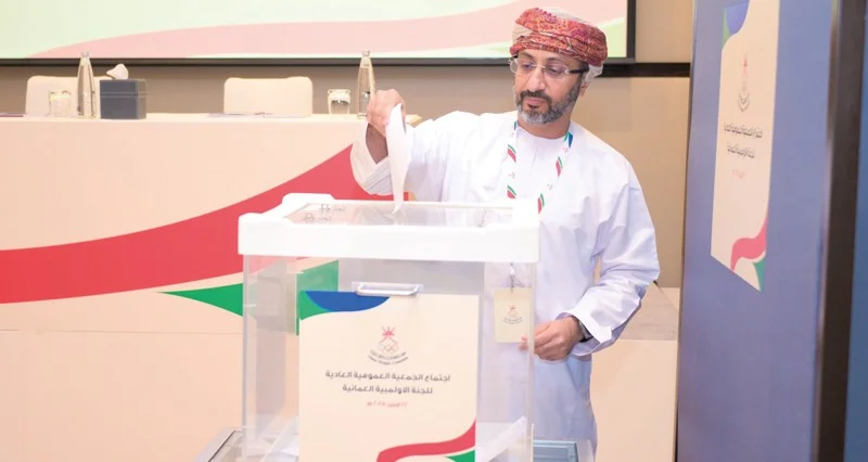فـي انتخابات اللجنة الأولمبية العمانية .. تزكية عزان آل سعيد رئيسا وعبدالله أمبوسعيدي نائبا واختيار بامخالف أمينا عاما والزكواني أمينا للصندوق