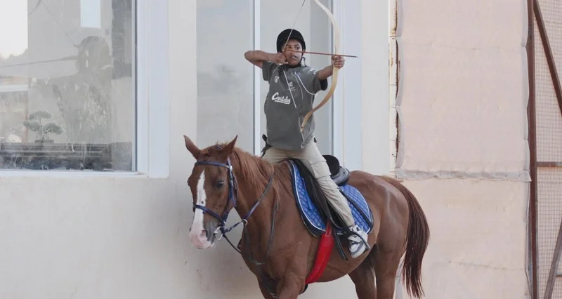 ختام الدورة التدريبية فـي الرمي بالقوس والسهم بنادي نـزوى