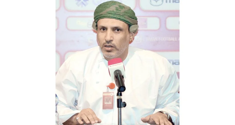 فـي يوم الحسم بانتخابات اتحاد القدم .. كرسي الرئيس بين «البوسعيدي» و «الشكيلي» .. فمن يقود الدفـــة