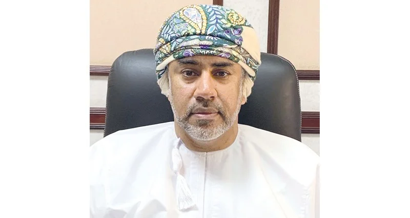 فـي يوم الحسم بانتخابات اتحاد القدم .. كرسي الرئيس بين «البوسعيدي» و «الشكيلي» .. فمن يقود الدفـــة