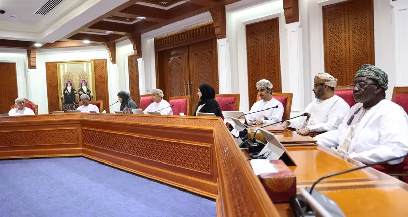 «بلدي ظفار» يناقش المشاريع التنموية والخدمية