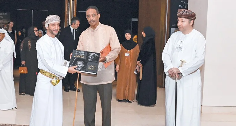 افتتاح معرض «ملامح من الماضي القريب فـي عمان» بالمتحف الوطني