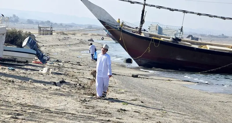 «بحرنا نقي» حملة بيئية بمصيرة
