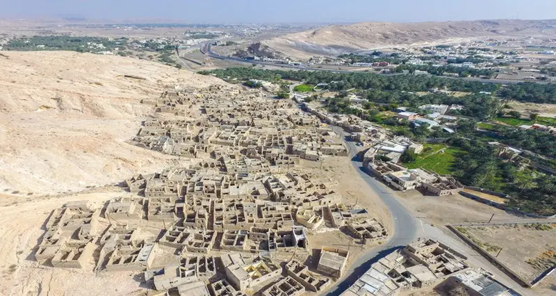 تطوير حارة الرمل بعبري.. مشروع وطني يعزز التراث ويدعم النمو الاقتصادي المستدام