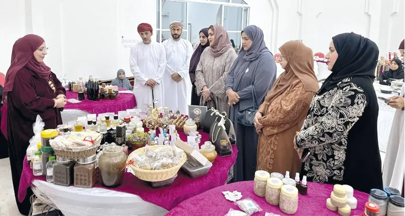 ملتقى «القيادات النسائية ... ريادة وتمكين» فـي الخابورة