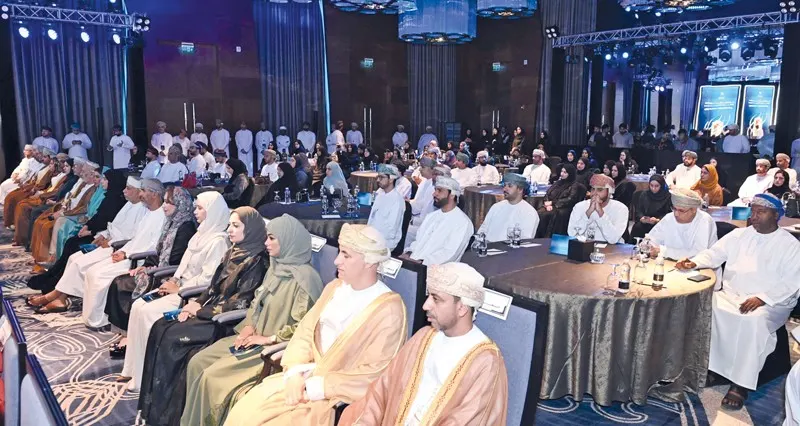 توقيع 7 اتفاقيات تعاون وشراكة بين مركز الشباب وعدد من مؤسسات القطاع الخاص