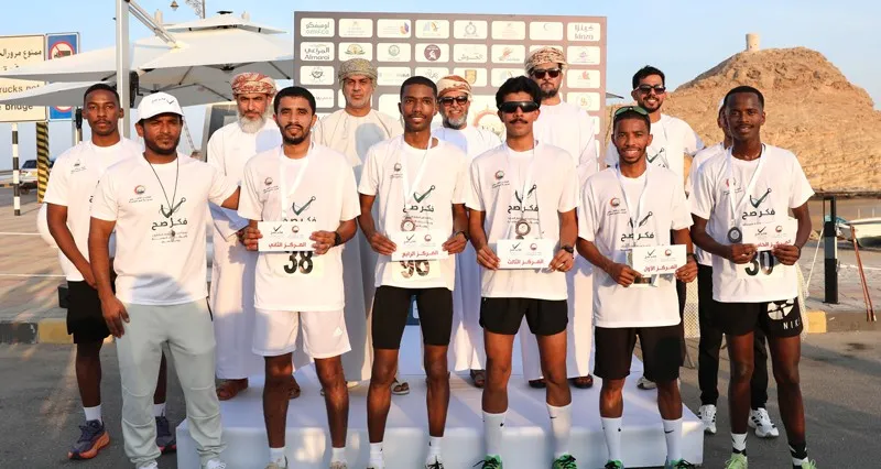 المكتب التنفيذي لمدينة صور الصحية ينظم فعاليات رياضية احتفالا باليوم العماني للنشاط البدني
