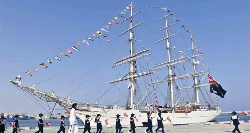 سفينة شباب عمان الثانية تعود إلى البلاد بعد رحلتها الدولية السابعة
