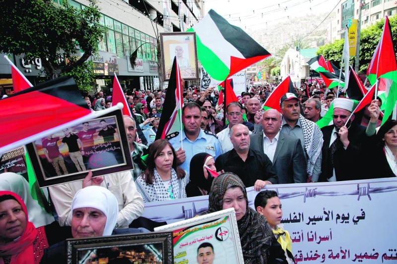 الفلسطينيون يحيون «يوم الأسير» بتظاهرات حاشدة