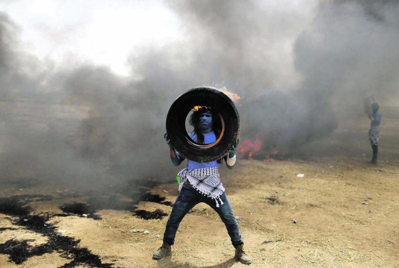 إصابة عشرات الفلسطينيين في الجمعة السادسة لـ«مسيرة العودة»