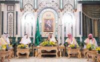 خادم الحرمين الشريفين يصل مكة المكرمة لقضاء العشر الأوخر بجوار بيت الله الحرام
