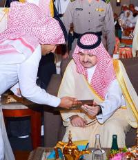  الأمير مشعل بن ماجد يُكرّم صِغار الحُفّاظ بالهيئة العالمية للكتاب والسنة