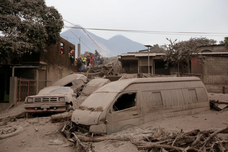 ارتفاع حصيلة ضحايا الثوران البركاني في جواتيمالا إلى 69 قتيلاً