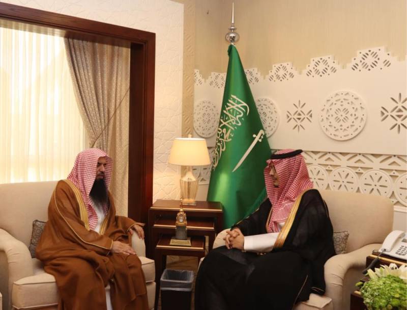 الأمير أحمد بن فهد: رؤية القيادة للفتوى تنطوي على التيسير للناس في طلبها