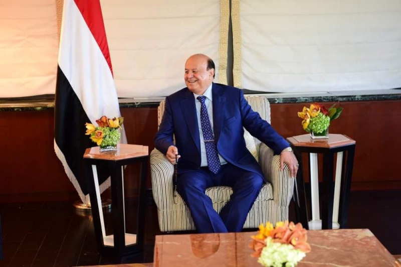 الرئيس اليمني يؤكد دعمه لجهود الفريق الأممي