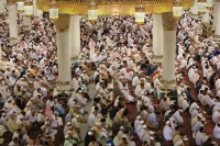 خطيب المسجد النبوي : حاسبوا أنفسكم قبل أن تحاسبوا