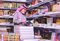 الذائقة العربية سبب انتشار الشعر في معارض الكتب والفعاليات الأدبية