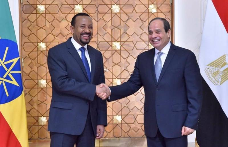رئيس وزراء إثيوبيا لـ«السيسي» : لن نضر بمصالح مصر المائية