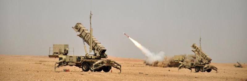 الدفاع الجوي يعترض صاروخا أطلقته الميليشيات الحوثية باتجاه خميس مشيط