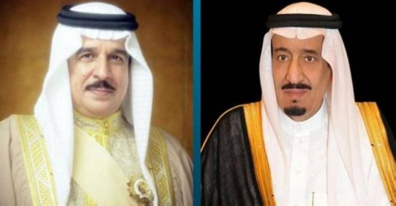 خادم الحرمين الشريفين يتلقى اتصالاً من ملك البحرين للتهنئة بالعيد