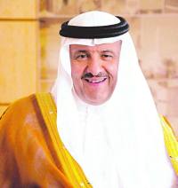 الأمير سلطان بن سلمان يهنئ د.ناصر الرشيد لفوزه بجائزة سوق عكاظ للأدب