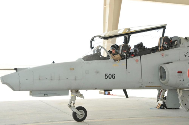 البحرين .. أول طلعة جوية بطائرة قتالية تقودها سيدة 