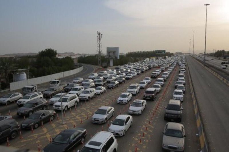 منع دخول 188 ألف شخص إلى مكة لا يحملون تصاريح