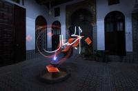 تقنية الرسم الضوئي تبرز جمال الخط العربي