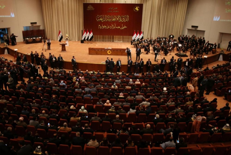 أعضاء مجلس النواب العراقي الجديد يؤدون اليمين القانونية
