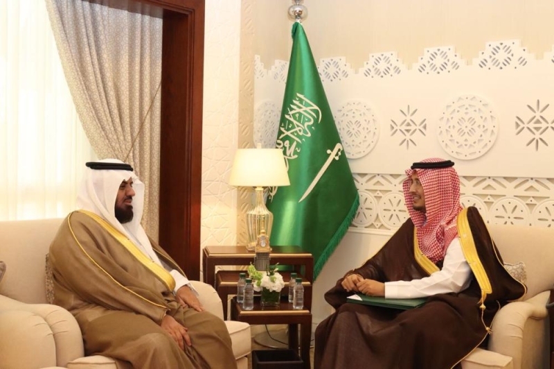 نائب أمير الشرقية يوجه بالتعاون بين الجهات الحكومية والأهلية لخدمة المساجد 