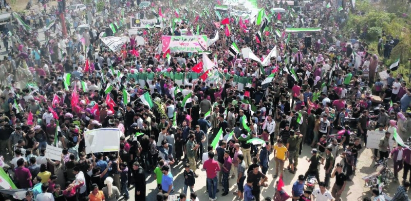 مظاهرات عارمة بالمناطق المحررة تجدد رفضها للأسد