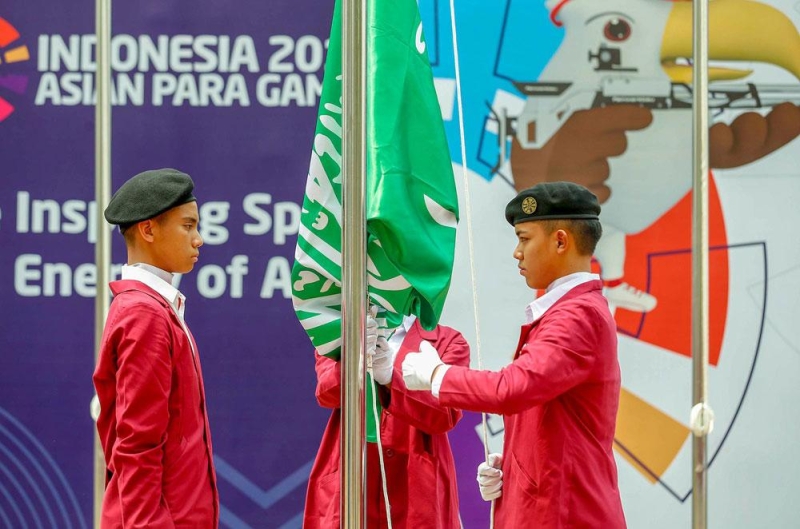 رفع علم المملكة في القرية الأولمبية بدورة الألعاب البارالمبية الآسيوية بجاكرتا