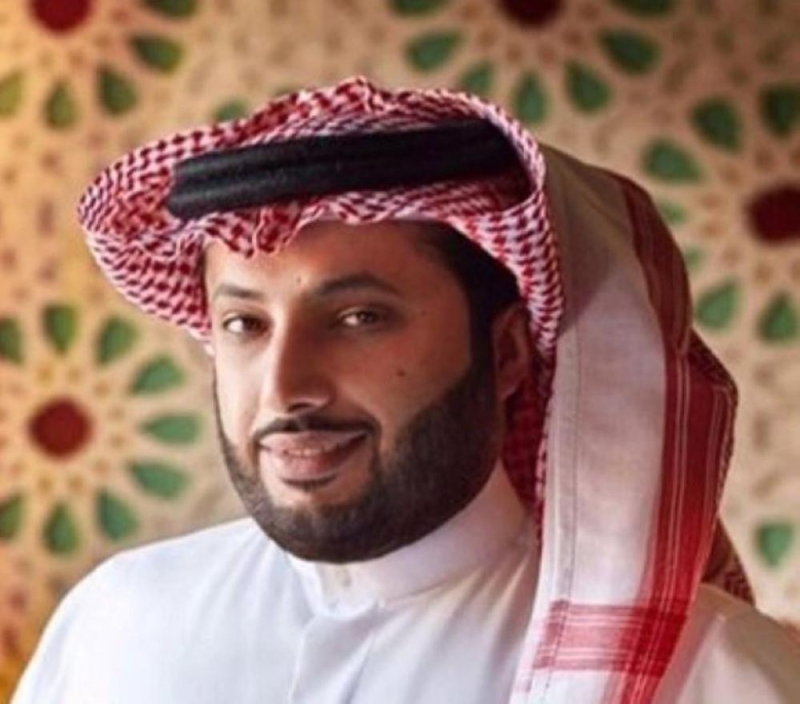 تركي آل الشيخ : اتكفل بعلاج سعود السويلم