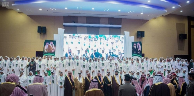 أمير القصيم يرعى حفل تكريم 211 طالباً بجائزة فيصل بن مشعل للتفوق