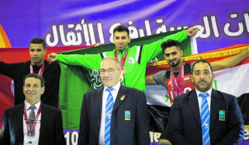 أخضر الأثقال يبسط نفوذه على البطولة العربية والتضامن الإسلامي