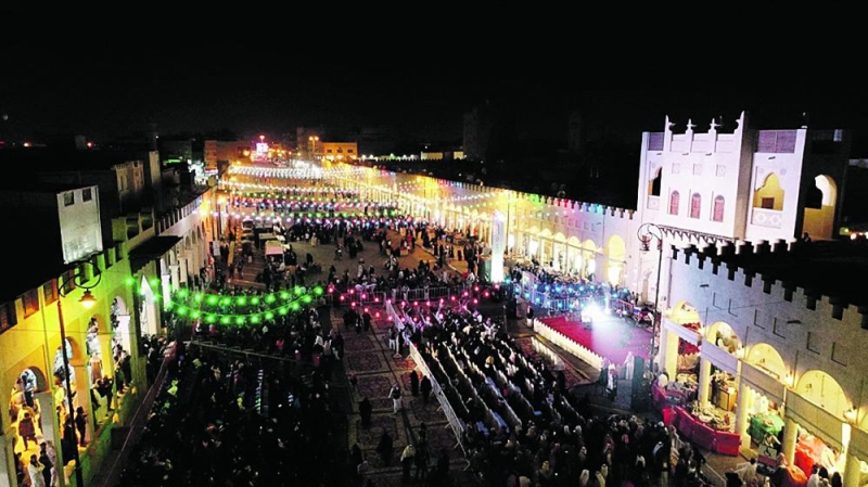 35 ألف زائر يختتمون مهرجان سوق القيصرية