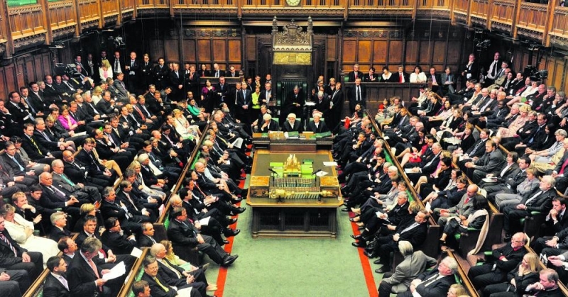المملكة ترحب بقرار بريطانيا وتدعو العالم لتصنيف «حزب الله» إرهابيا