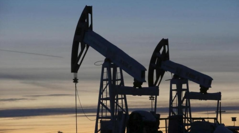 هبوط النفط بفعل ارتفاع المخزونات الأمريكية 