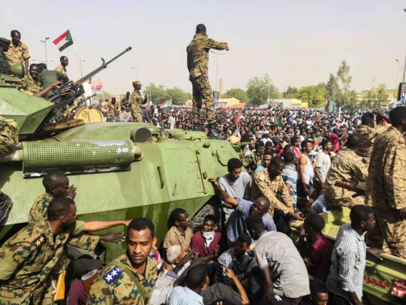 المملكة لمواطنيها: التزموا بحظر التجول في السودان
