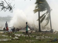بالصور.. الإعصار «كينيث» يقتل 3 في جزر القمر