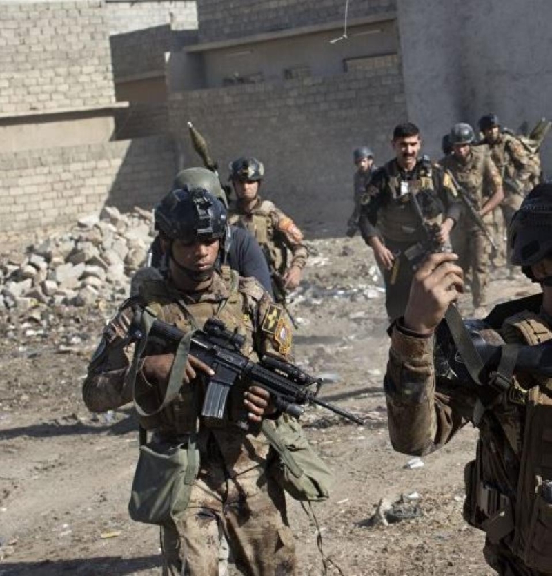 الجيش العراقي يقتل انتحاريا بالموصل