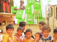 مركز الملك سلمان للإغاثة يوزع 1،516 سلة غذائية في محافظة حجة