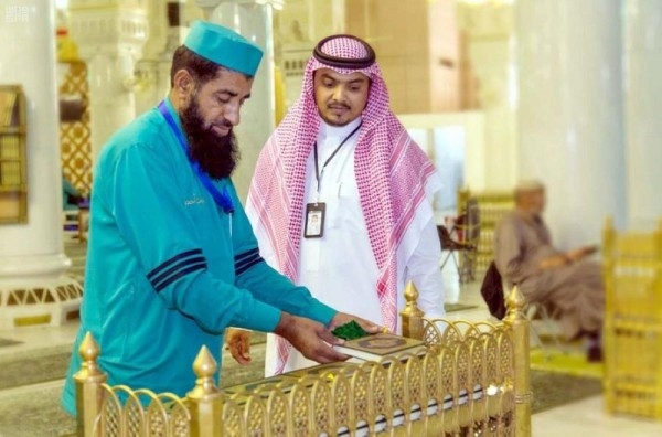 القرآن بطريقة «برايل» و 65 لغة في المسجد الحرام