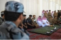 أمير المدينة المنورة : رجال الأمن يبذلون جهوداَ لراحة زوار المسجد النبوي